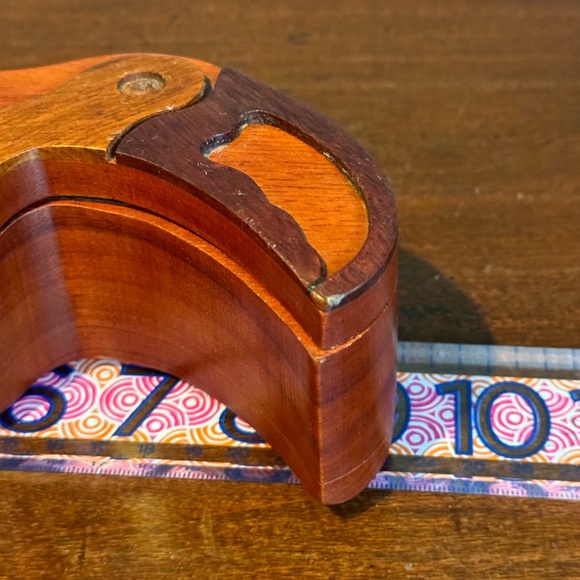 Wooden Toucan Parrot Puzzle Box - Hand Carved - Picture 4 of 5